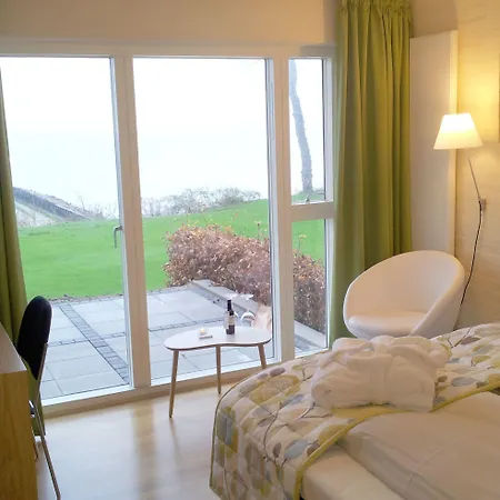 Strandhotel Klinten Hotel 3*