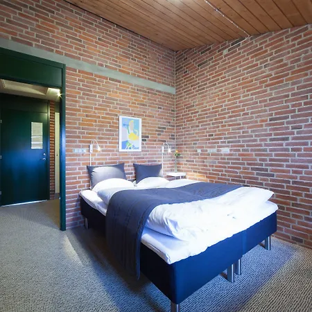 Strandhotel Klinten 3*