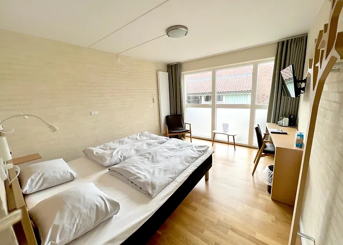 Отель Strandhotel Klinten