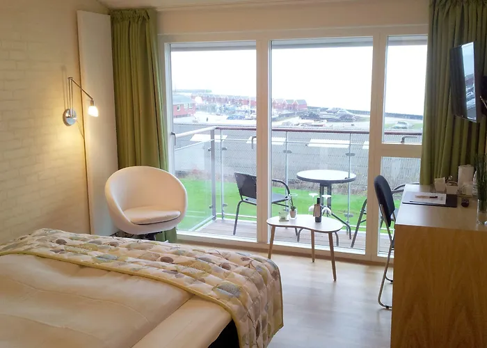 Strandhotel Klinten 3*