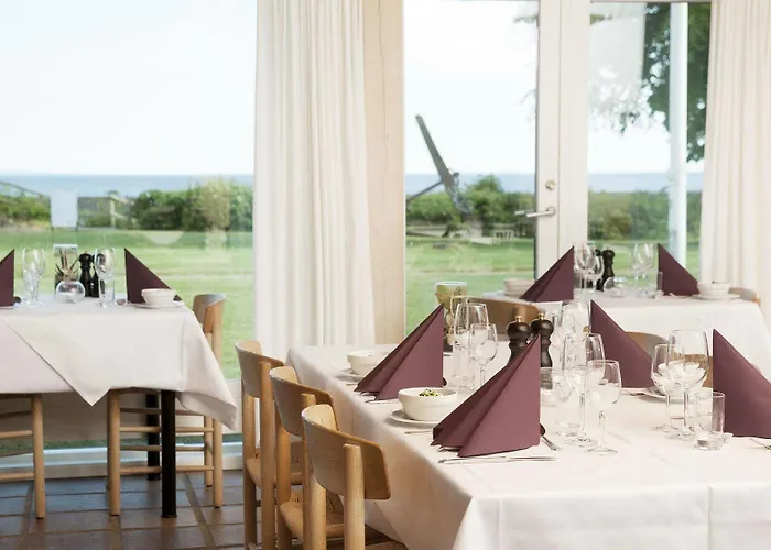 Strandhotel Klinten 3* Рёдвиг